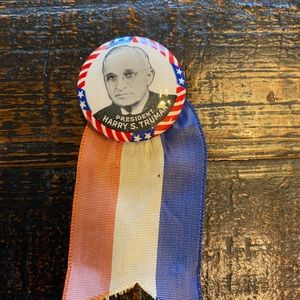 President Harry S Truman campaign pin